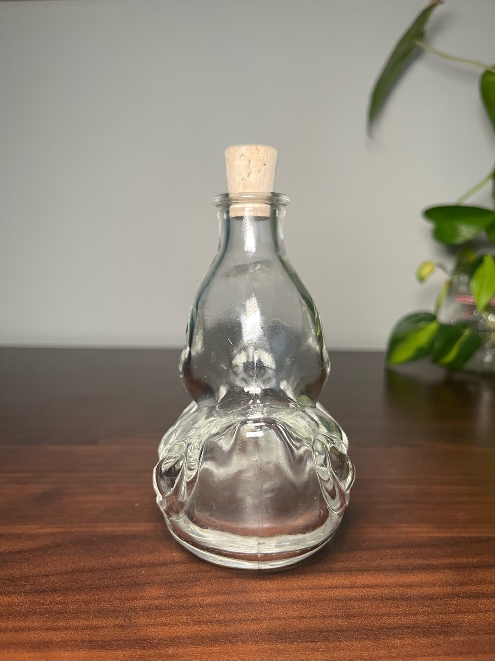 Vintage Duck Shaped Glass Bottle / Decanter 🦆✨ - Picture 7 of 9